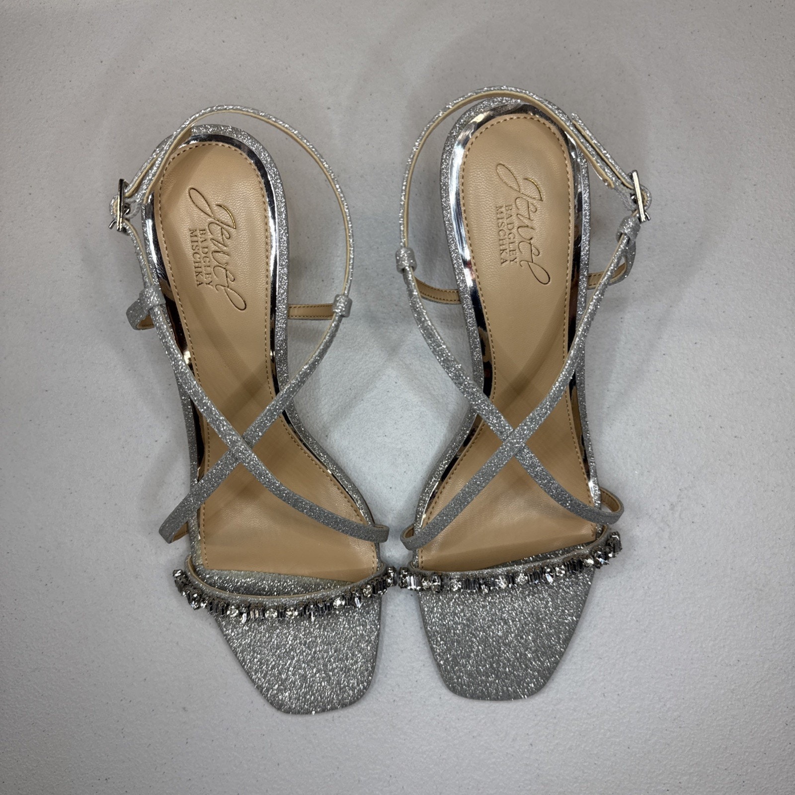 Jewel Badgley Mischka Alexis Crisscross Sandals Silver Glitter Size 9 — image 7 of 8